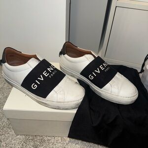 Givenchy Women’s White Sneakers with Black Strap